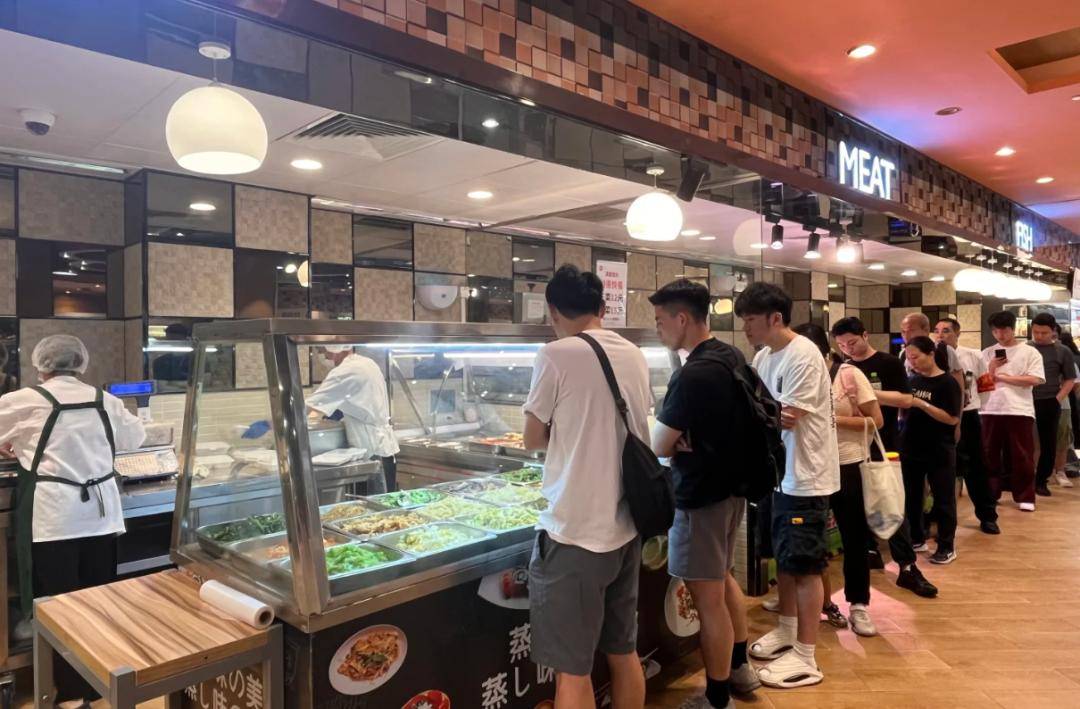 餐厅和超市为何越开越像？