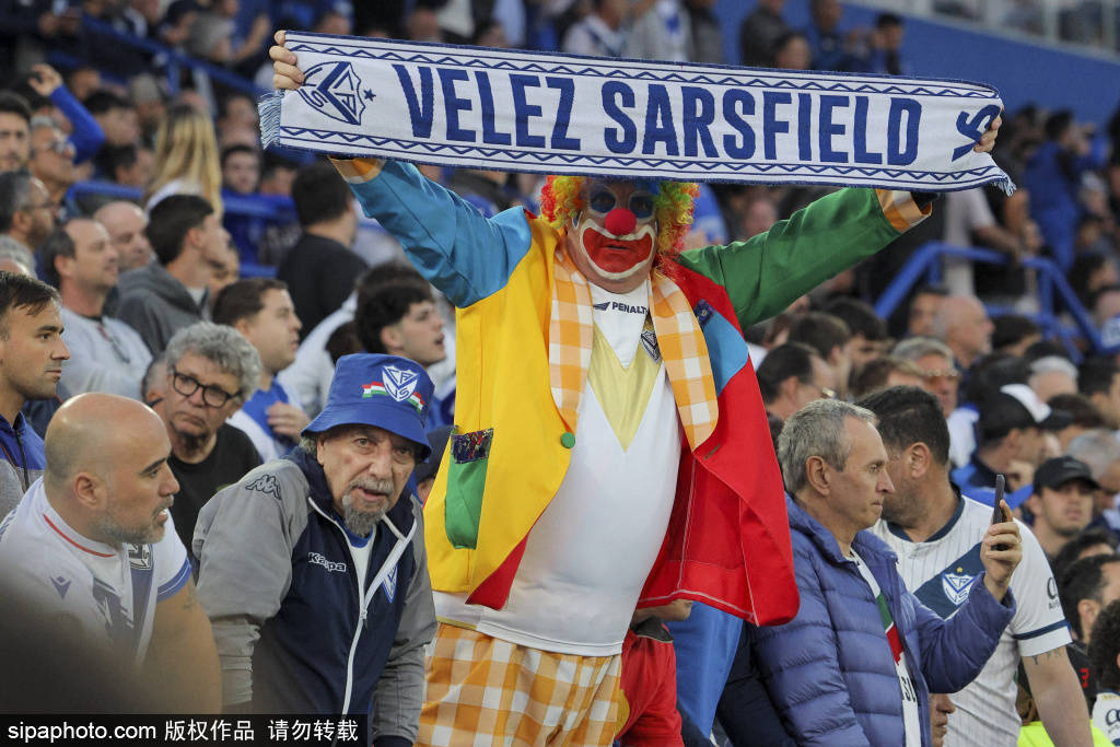 阿根廷烧烤：足球与心灵的焰火盛宴